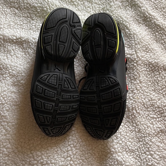 Women’s shoes puma size 8.5 - Picture 4 of 6